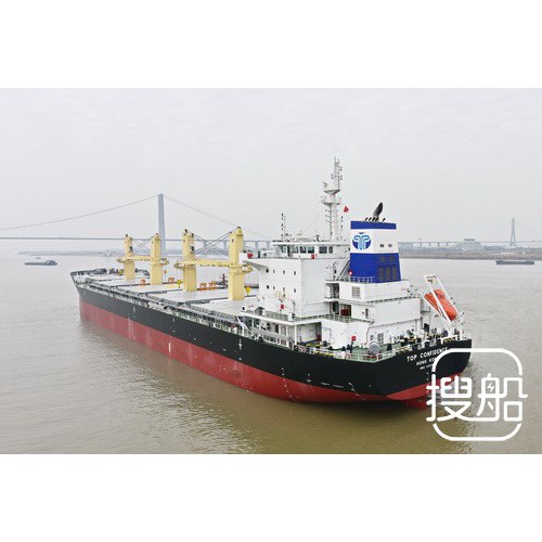 世界首艘“海骆驼”在镇江船厂顺利交付