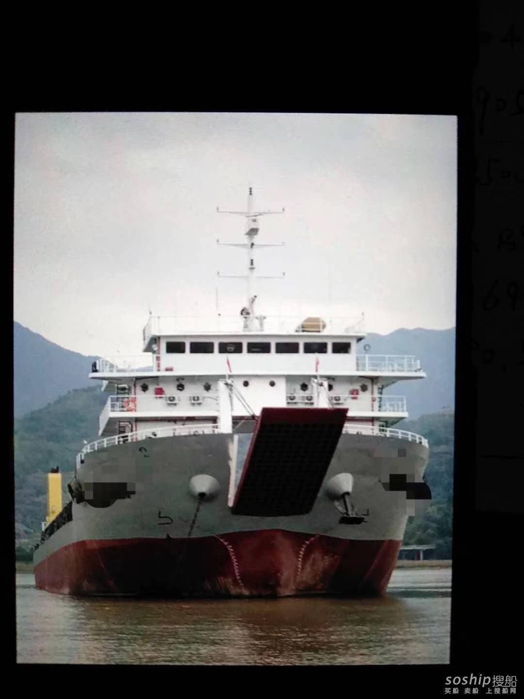 低价出售2009年底5600吨沿海甲板驳船