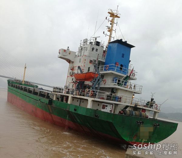 出售2005年5100吨近海干货船