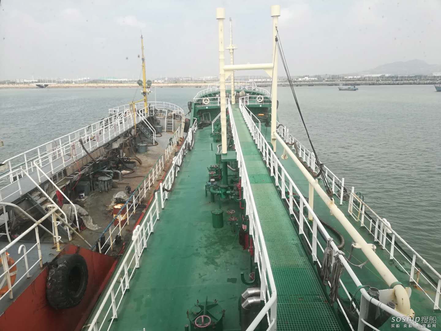 售：2014年沿海1000T油船