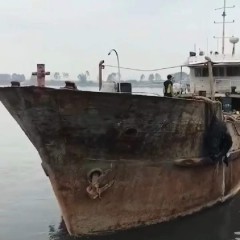 低价出售2010年200吨沿海供水船图2