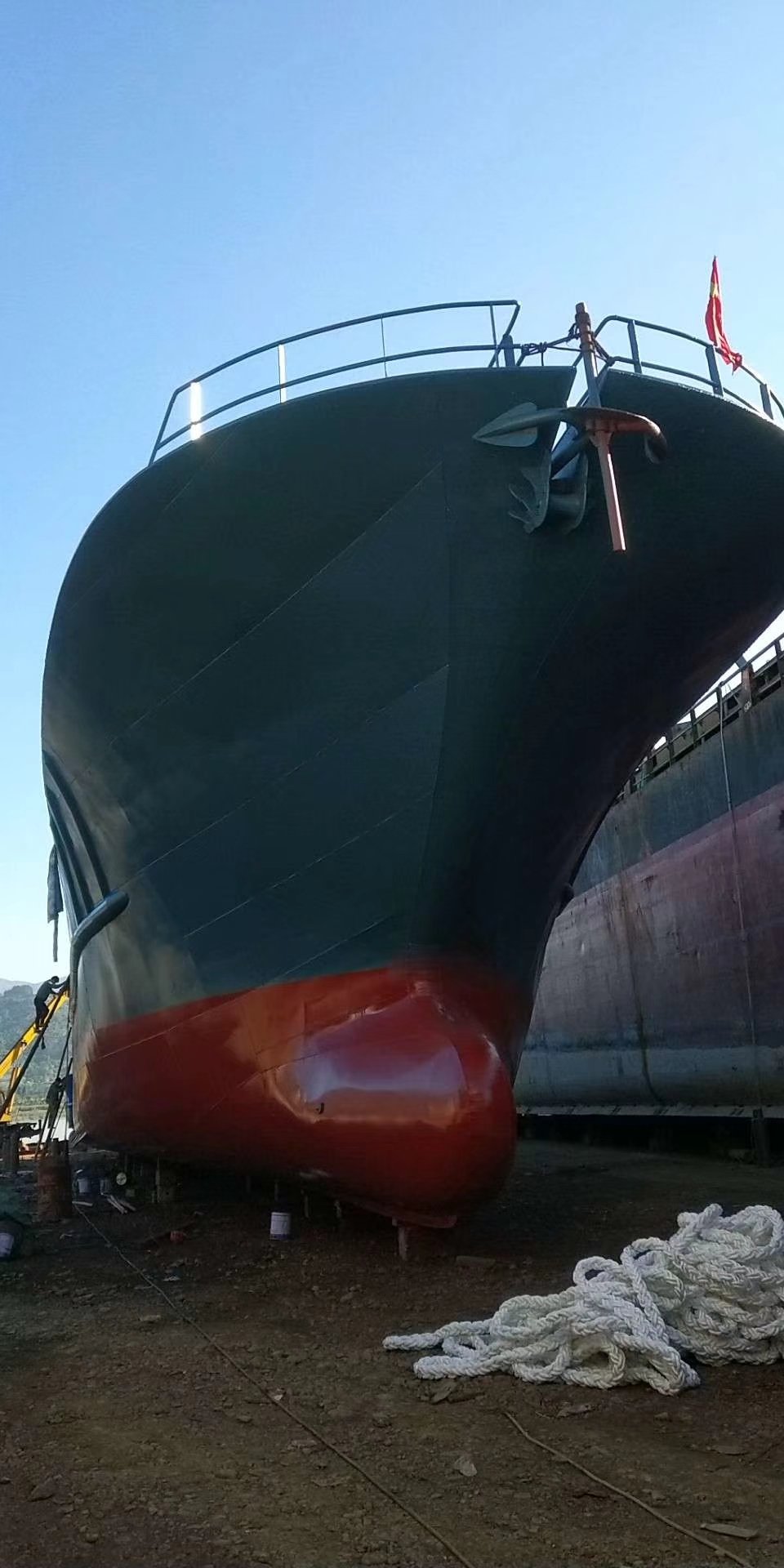 680吨水船