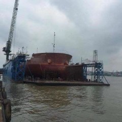 出售2010年造2900举力内河浮船坞图1