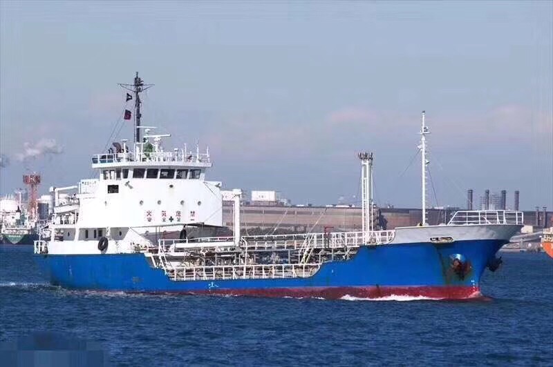 1000吨日本油船
