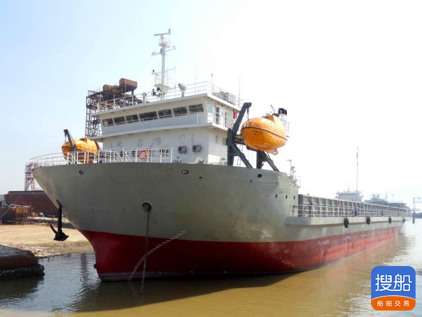 出售2014年造7360吨近海前驾驶自航驳船