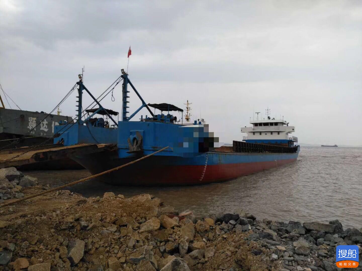 出售2012年造1350吨沿海甲板驳船