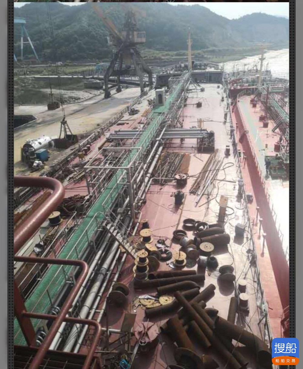 1.1万吨油船出售