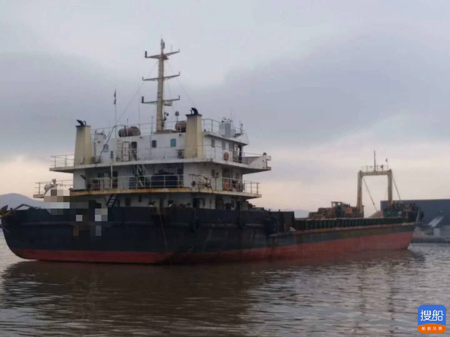 出售2014年造2944吨沿海甲板驳船