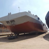 出售2010年造2000吨内河甲板驳船
