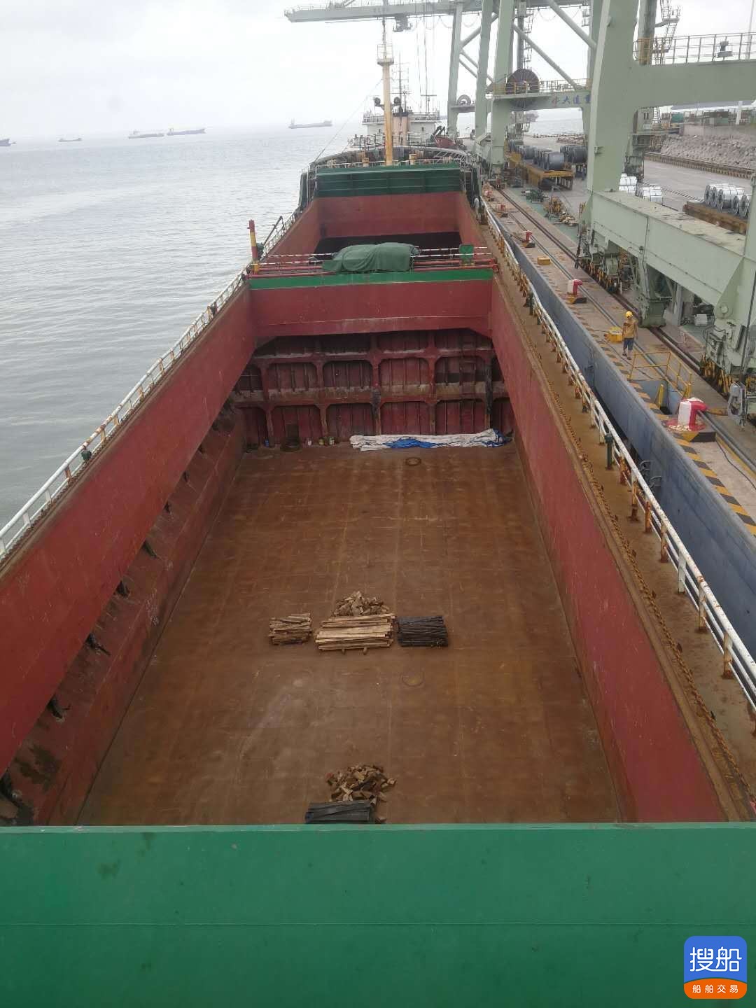 出售4500吨干货船