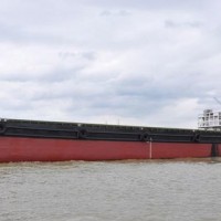 出售2011年造2720吨内河集装箱船