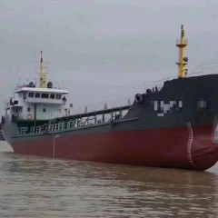 1000吨油船