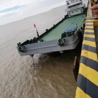 售550吨新造甲板船