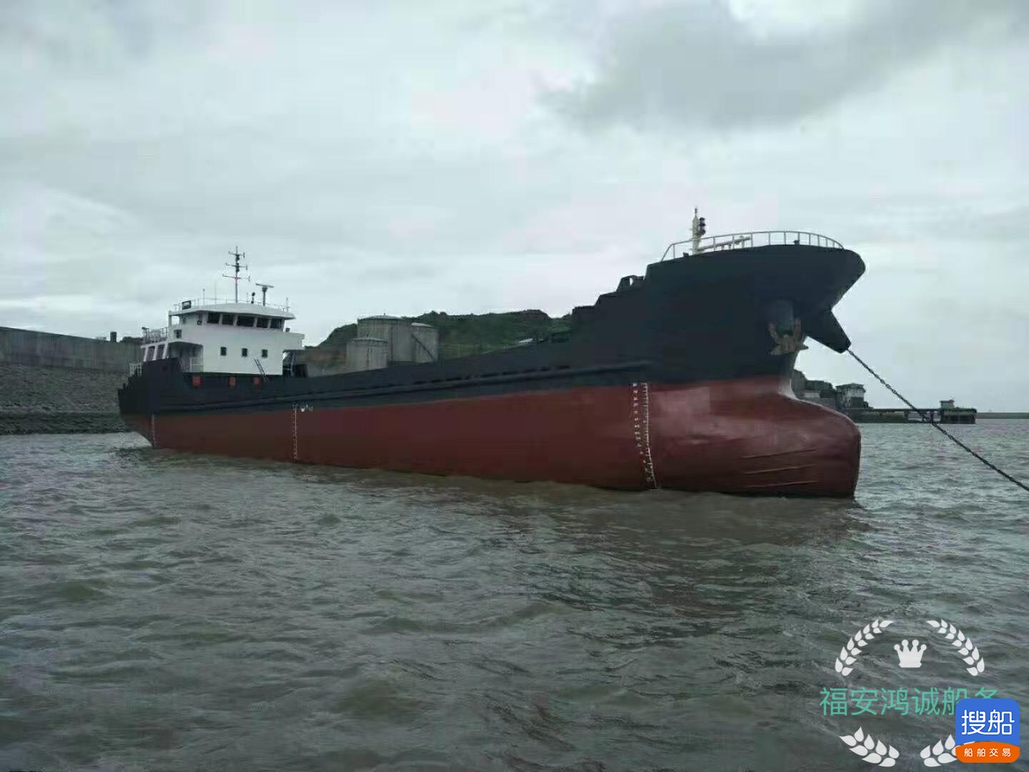 出售2011年造1390吨货船