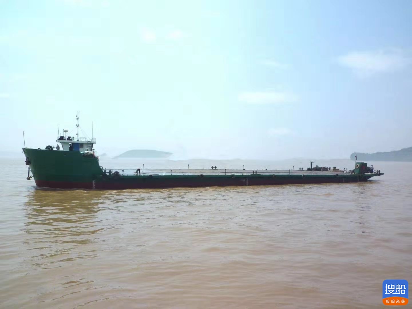 出售2011年造500吨前驾驶沿海甲板驳船