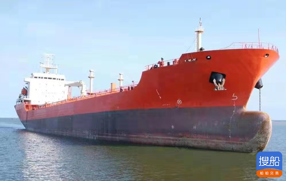 出售2011年造17200吨远洋双底双壳加温成品油船