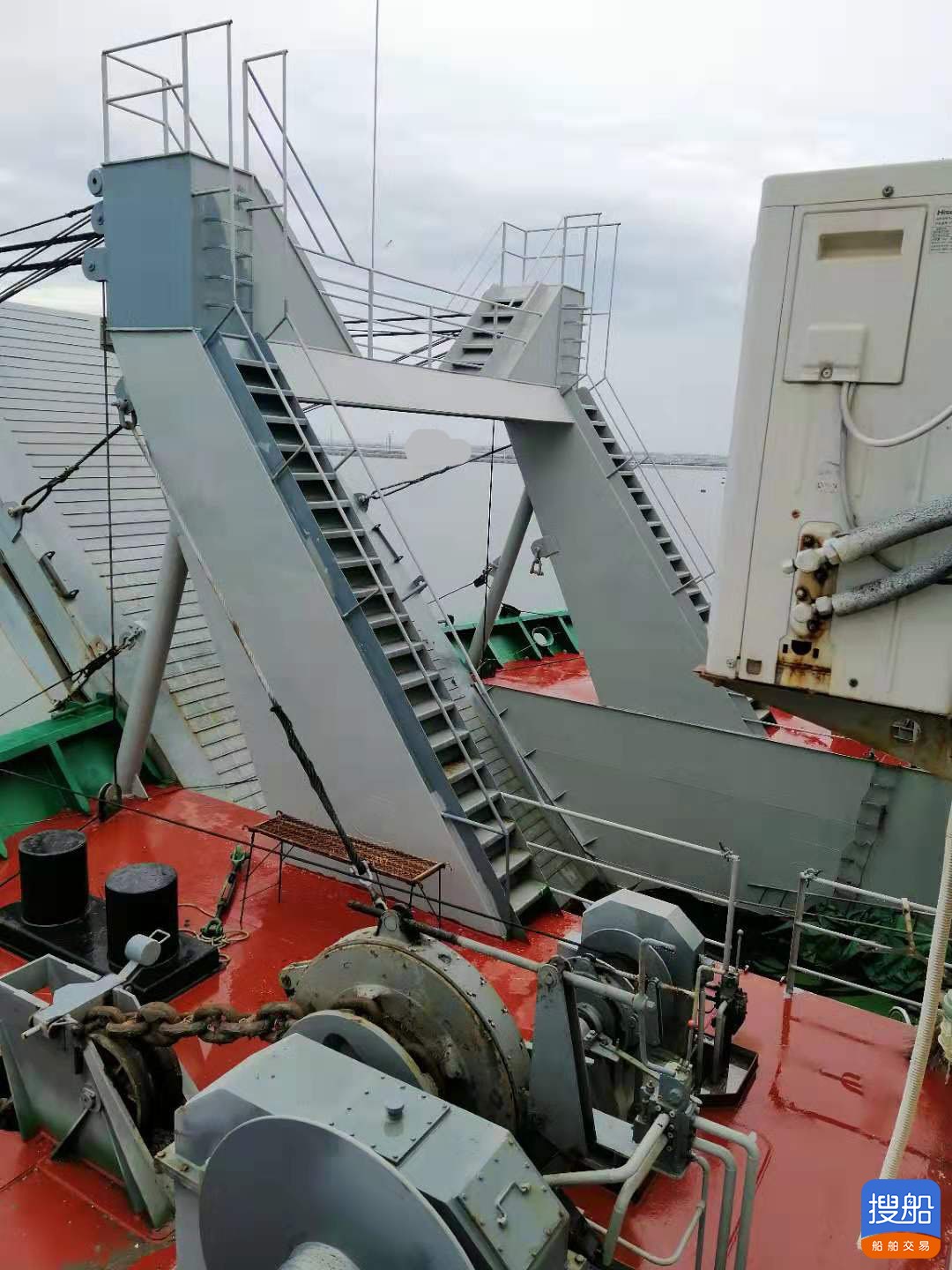 出售2016年造17166吨近海前驾驶前跳板甲板驳船
