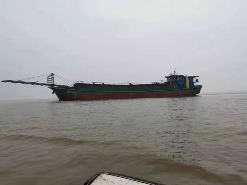 出售2400吨内河沙船