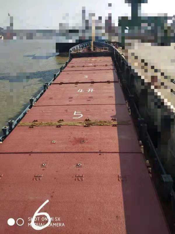 出售原装32个集装箱船