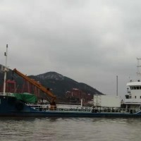 浙江造1000吨供水船