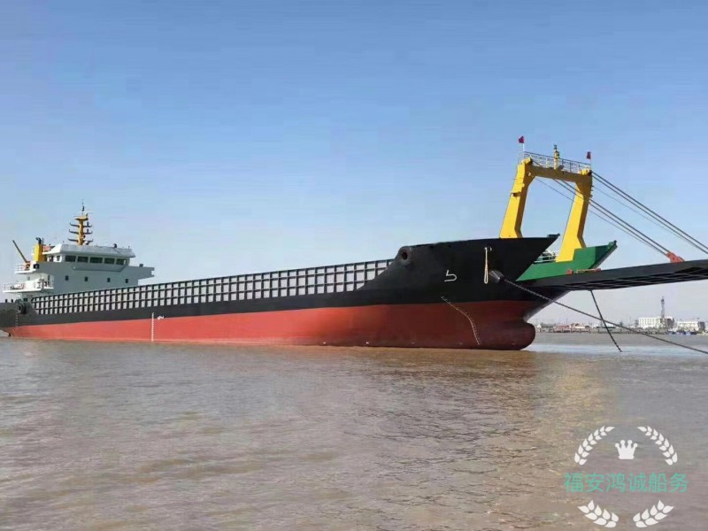 出售5000吨沿海甲板驳船