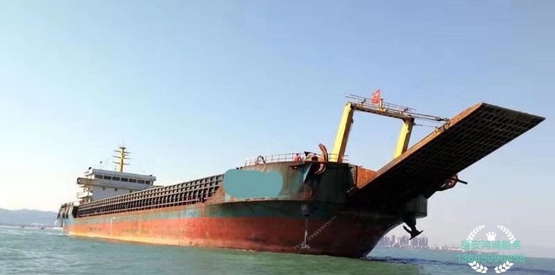 出售实载5600吨甲板驳船