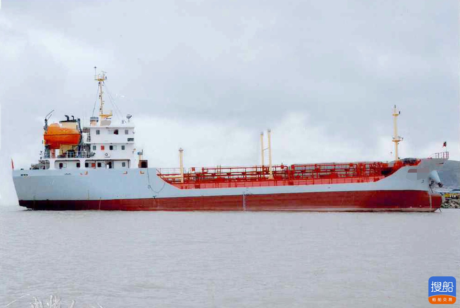 出售2010年造1400吨近海双底单壳一级油船