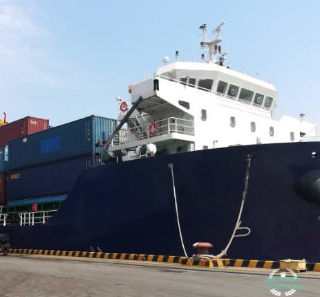 出售新造10800吨沿海集装箱船