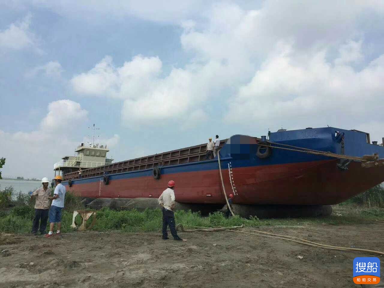 内河沙船1000吨