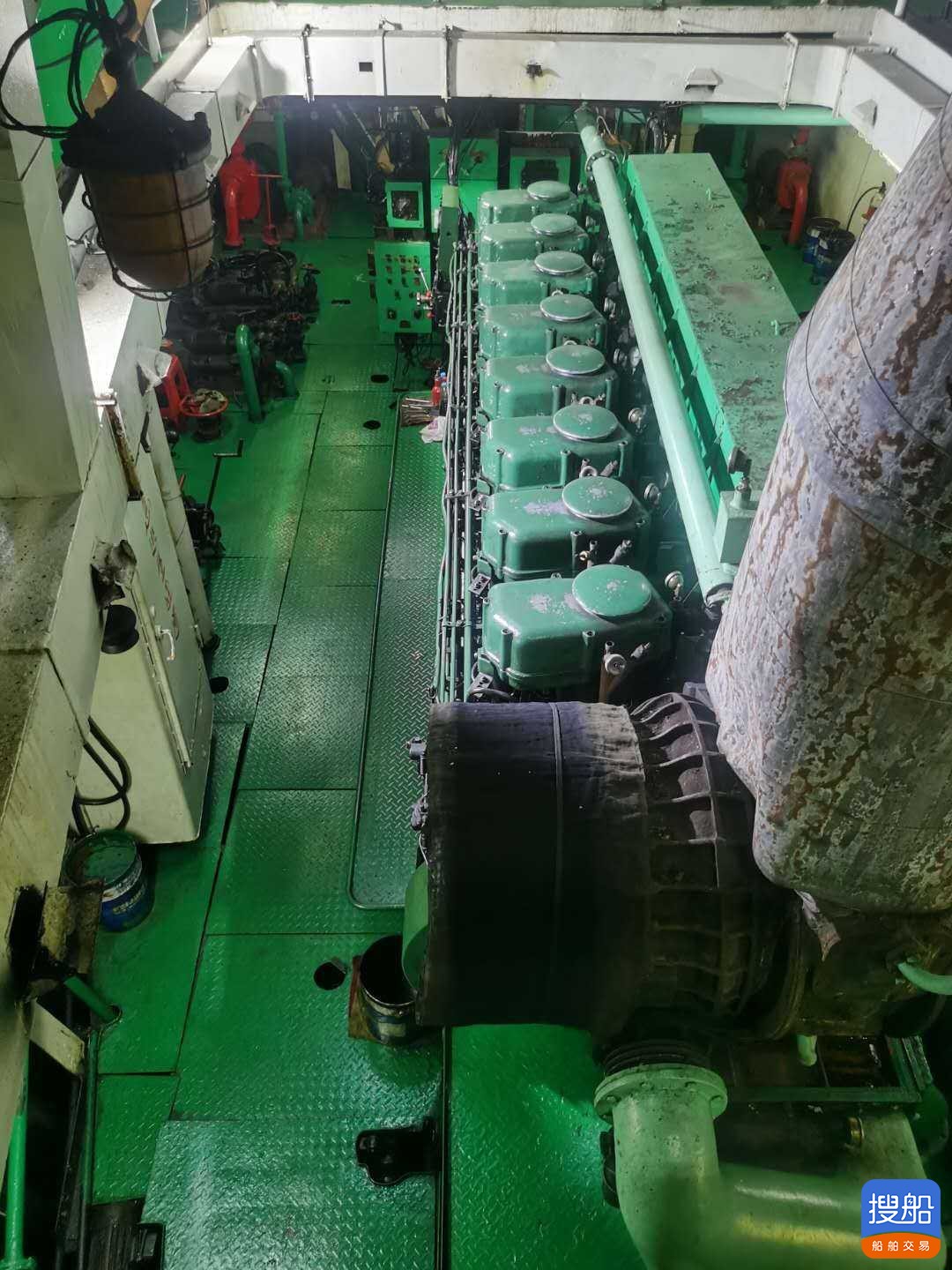 5100吨货船