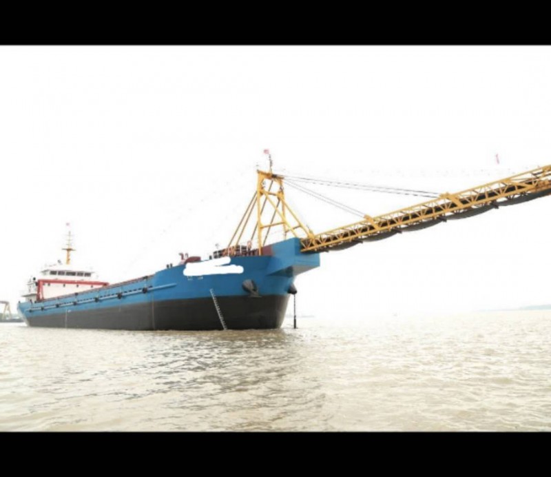 出售2016年3300吨沿海自卸砂船