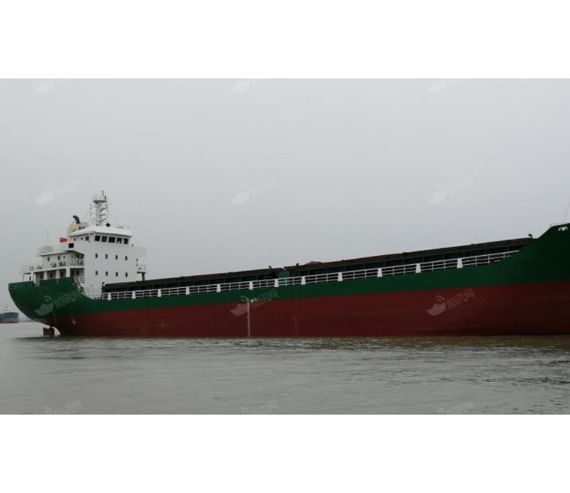 出售2005年造5010吨双壳干货船