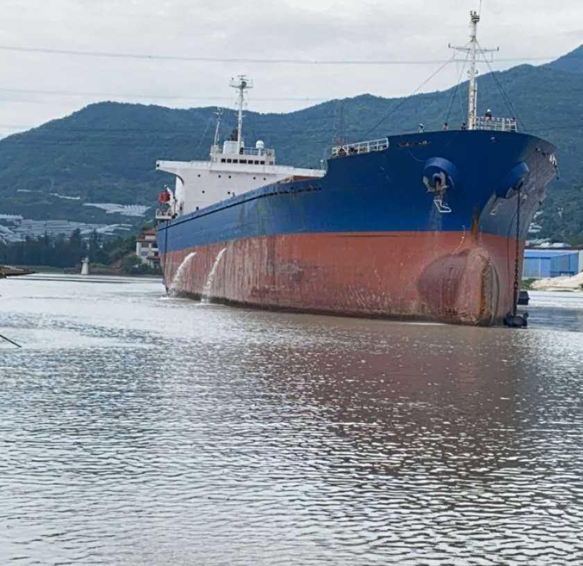 出售2.9万吨货船