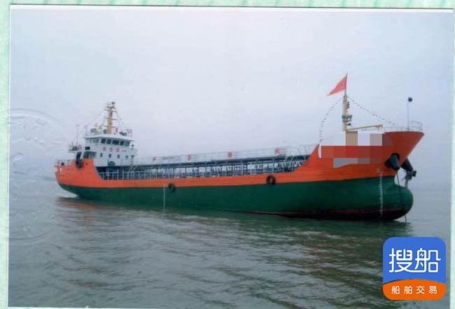出售2012年造1000吨双底双壳加温加油船 三级油船