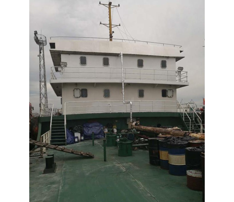 出售2012年造839吨遮蔽航区双底双壳油囤船