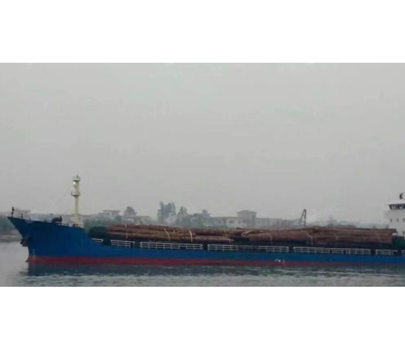 出售2005年造3550吨散货船