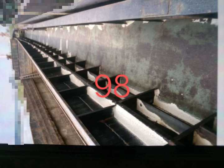 出售:11年沿海矮驾驶干货船