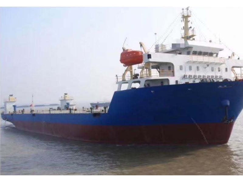 出售2011年造7900吨近海前驾驶甲板货船