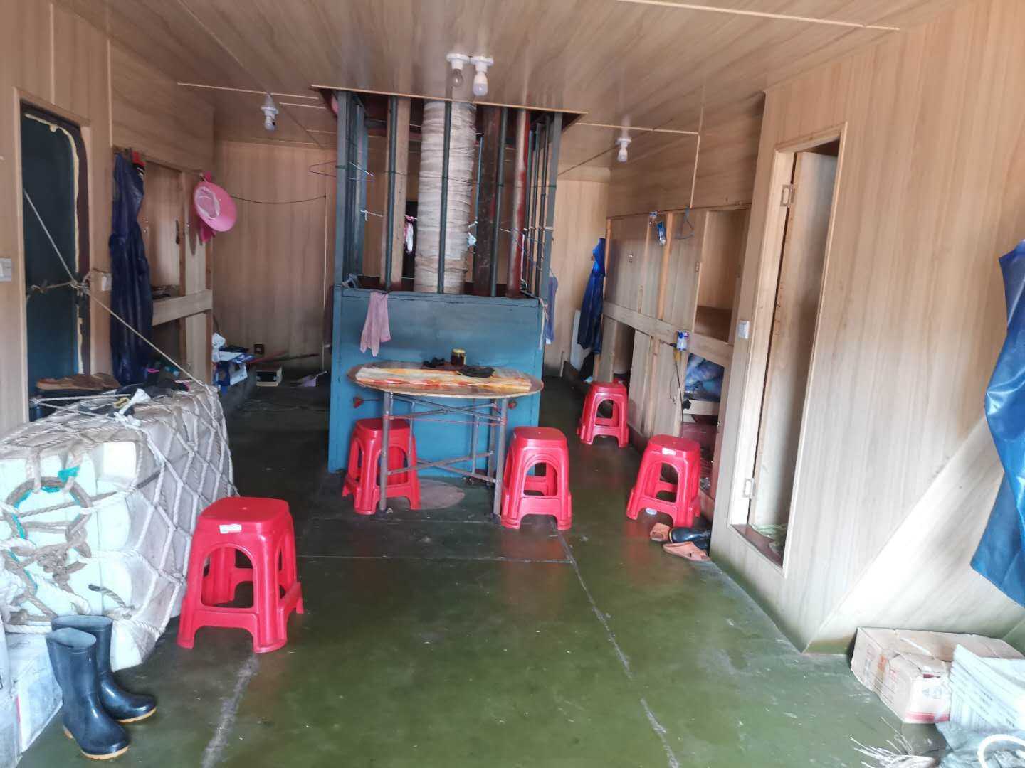 出售600吨水船