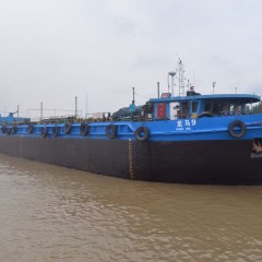 三级油船出售图2
