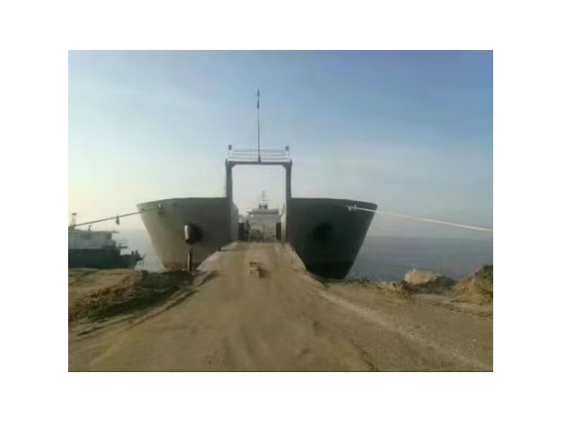 出售2016年7500吨近海甲板驳船