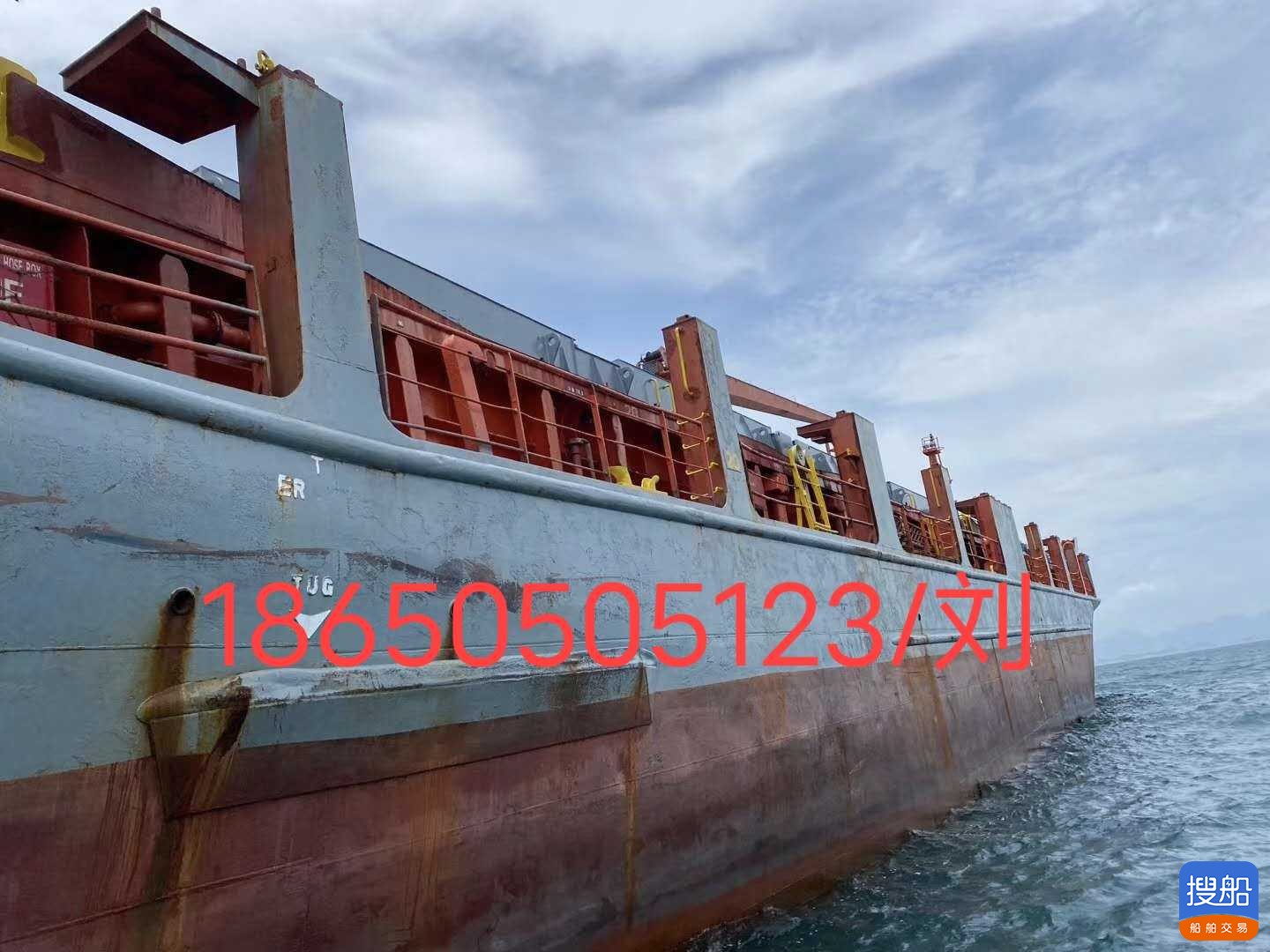 出售2000年造外籍5500吨集装箱船