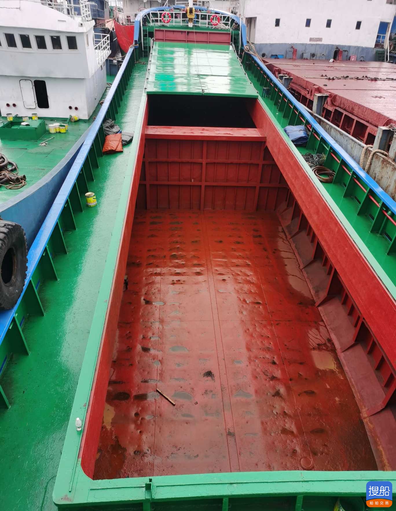 1100吨干货船