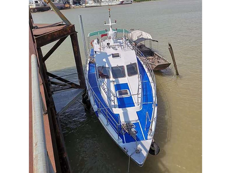 出售2007年造16米遮蔽航区玻璃钢交通船