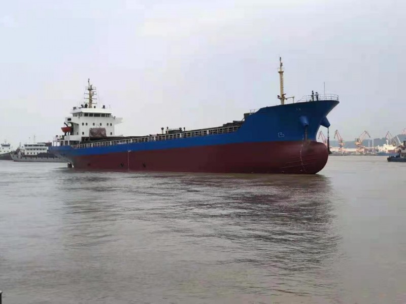 售：2009年近海5000吨散货船