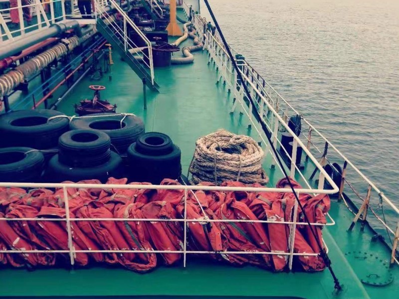 售：2012年近海3600吨一级油船