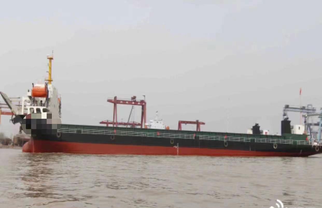 出售国内2016年ZC检验前驾驶大件8200吨甲板货船