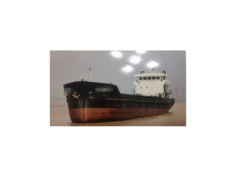 出售915吨集装箱船