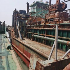 自抽自卸沙船图1