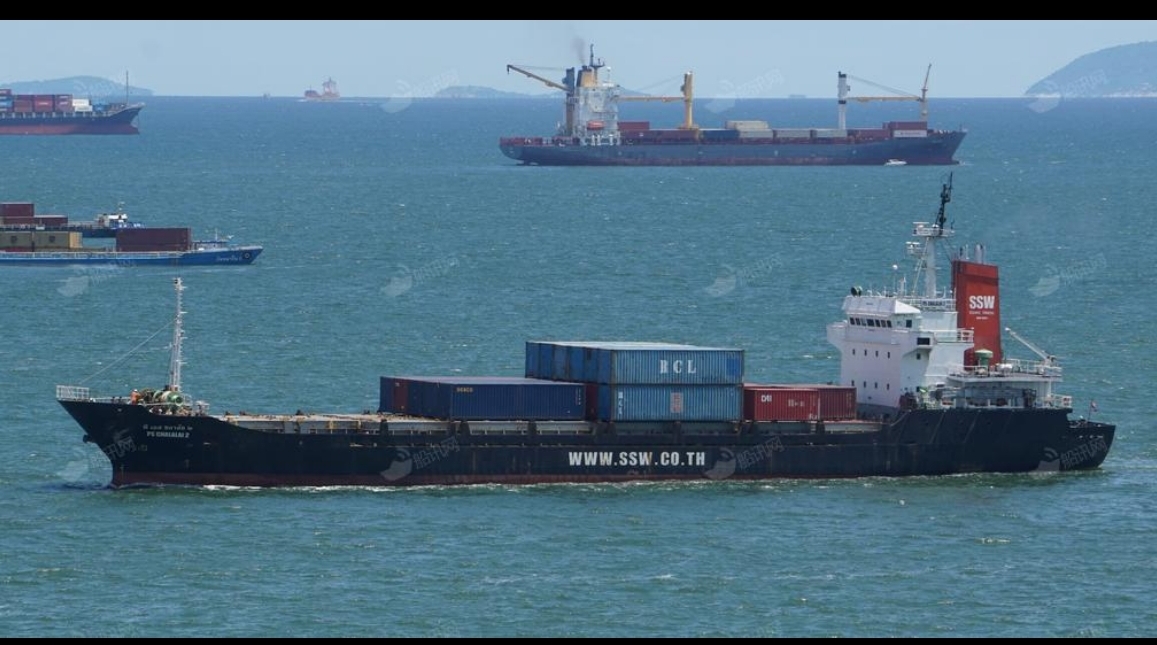 Panama籍215TEU在航集装箱船出售
